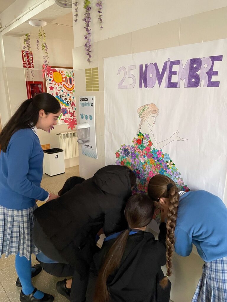Instalaciones de Educación Secundaria en Juan XXIII Cartuja